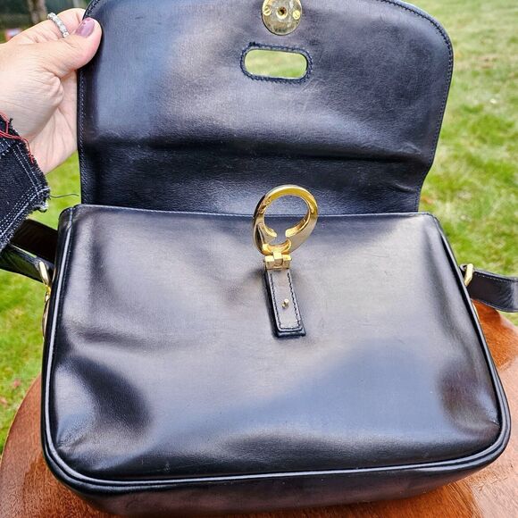 Vintage CELINE Horse Carriage Black Italy Leather Shoulder Bag - Picture 5 of 12